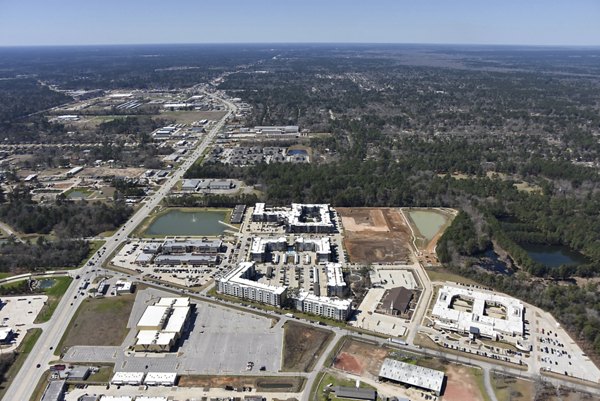 Enclave at Woodland Lakes