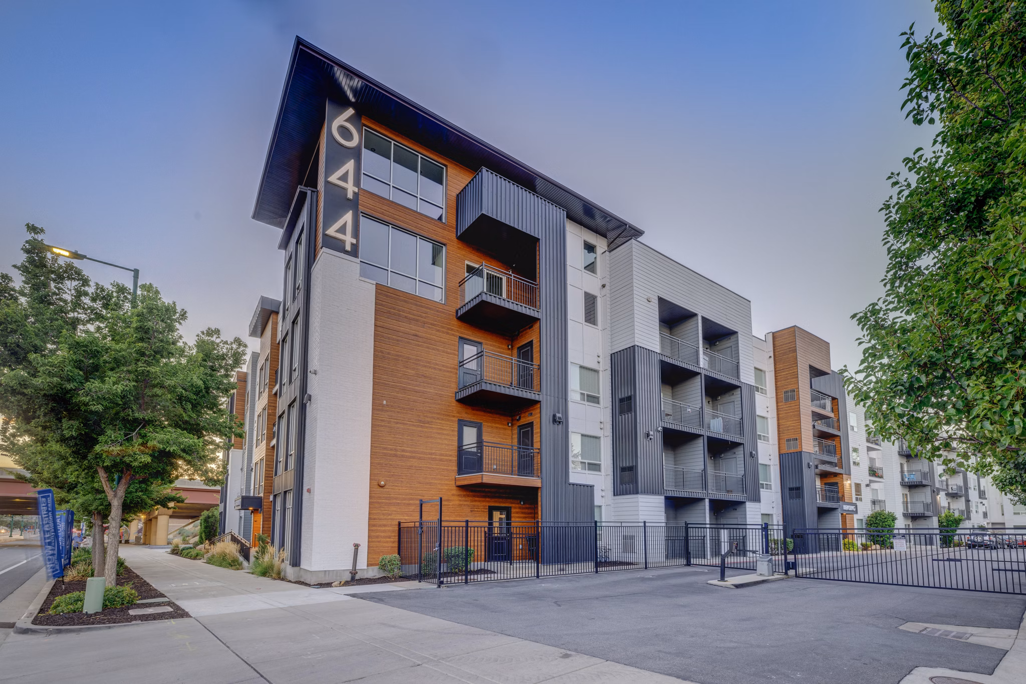 644 City Station Apartments: Sleek design luxury apartments in vibrant urban setting