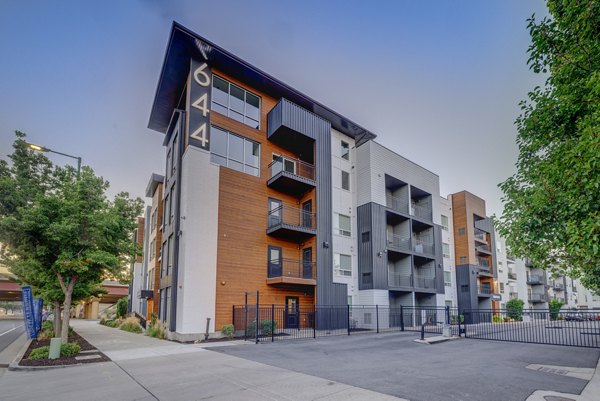 exterior at 644 City Station Apartments