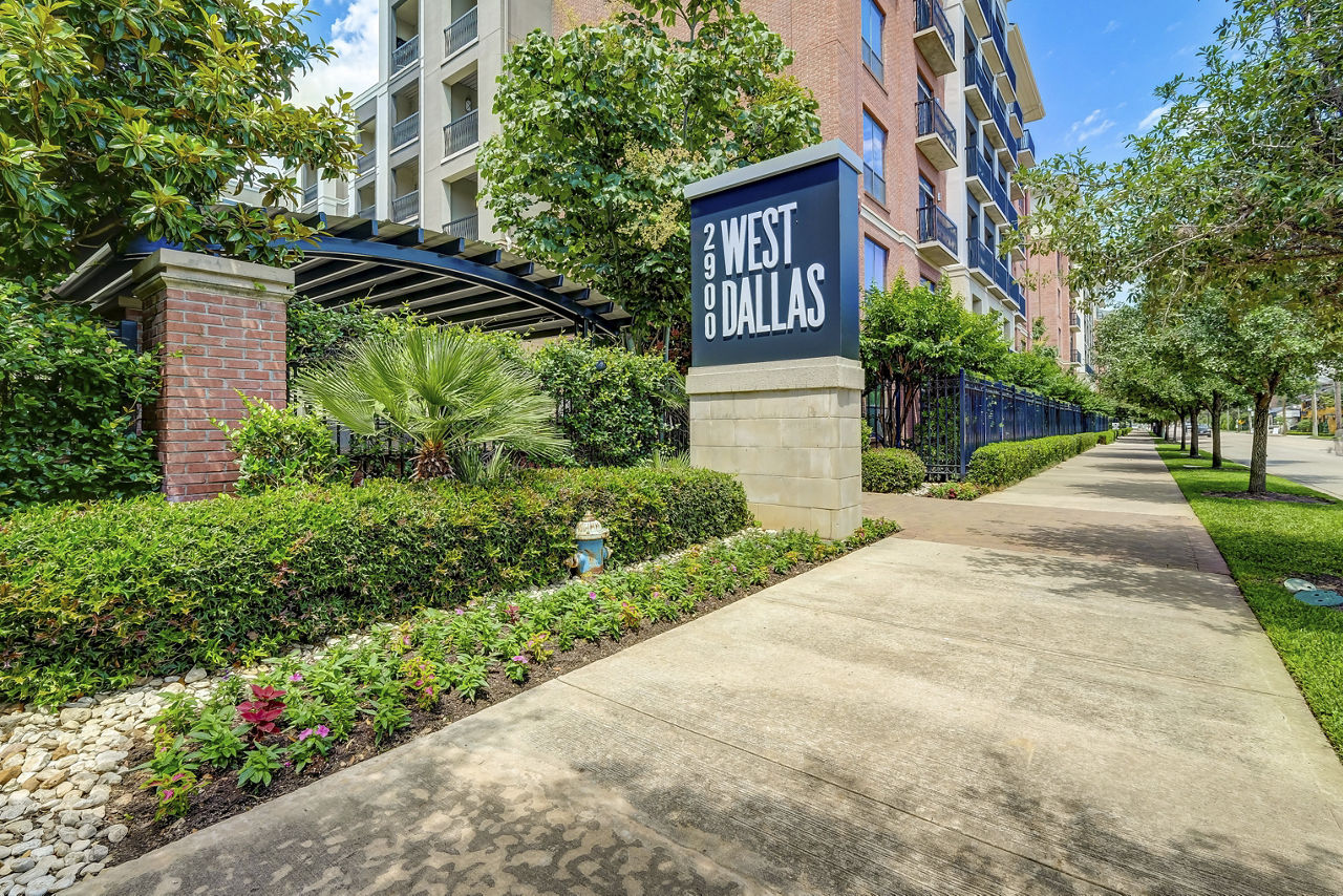 2900 West Dallas Houston Tx 5 of 12