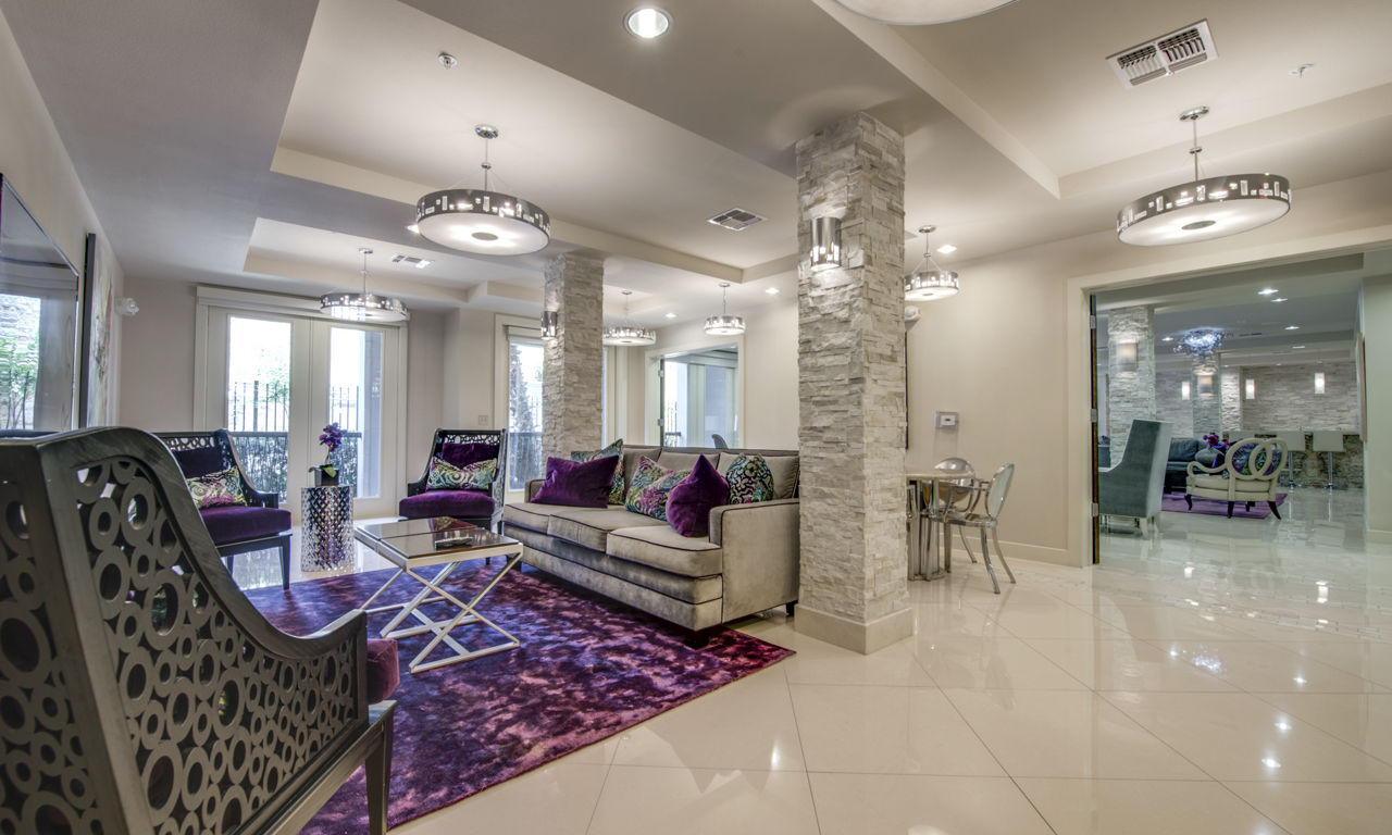 Lobby at 2900 West Dallas (3 of 3)