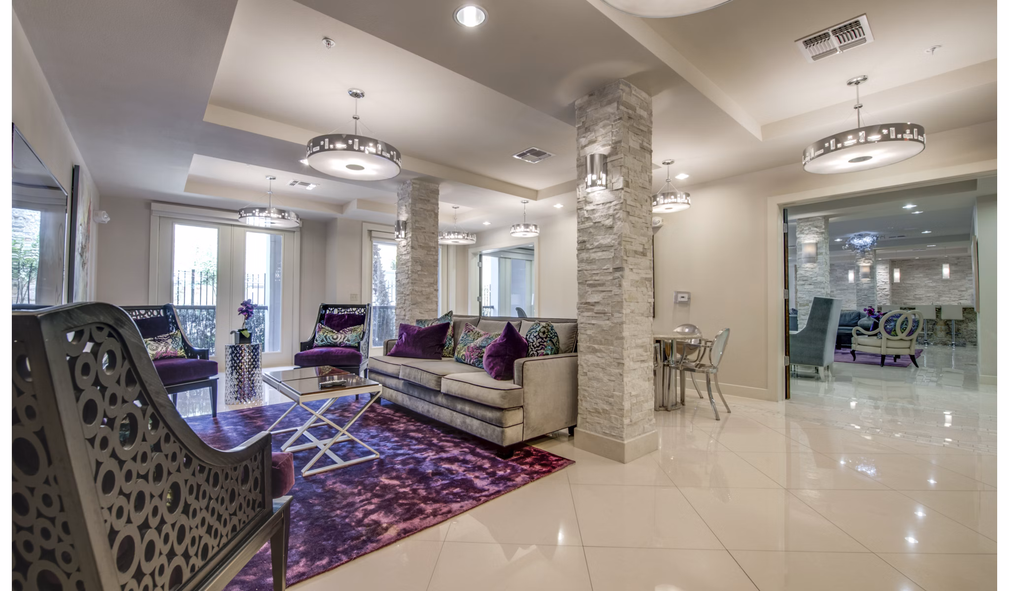 Stylish clubhouse with modern decor at 2900 West Dallas Apartments