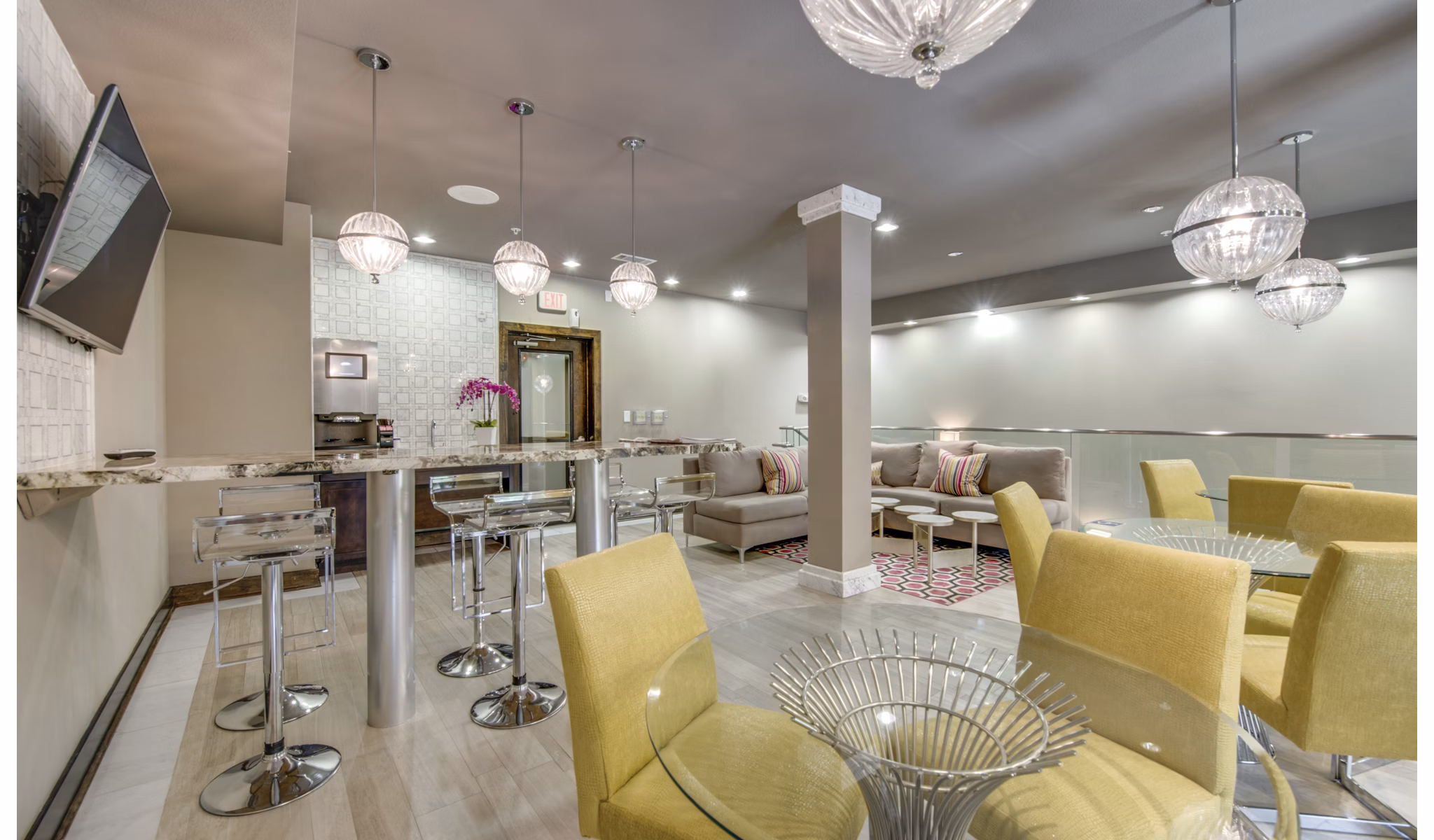 Clubhouse featuring modern seating and entertainment areas at 2900 West Dallas Apartments