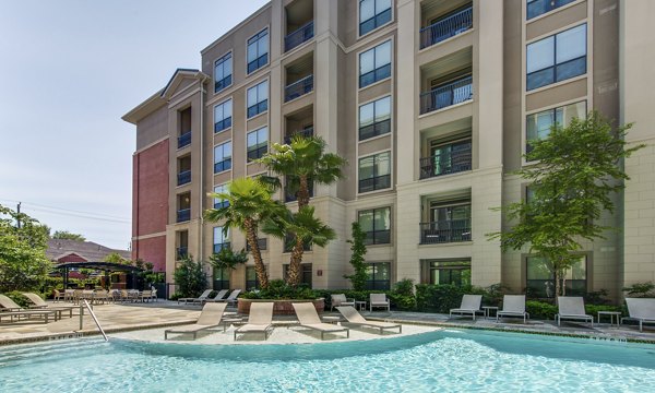 pool area at 2900 West Dallas Apartments