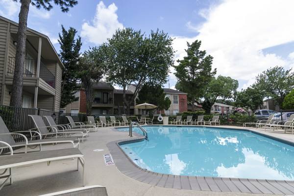 pool at Sabo Village Apartments