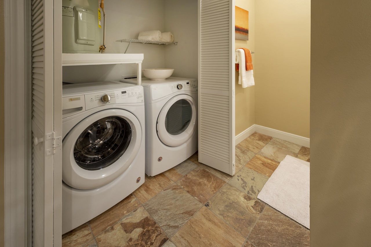 Laundry room at Park On Memorial (2 of 2)