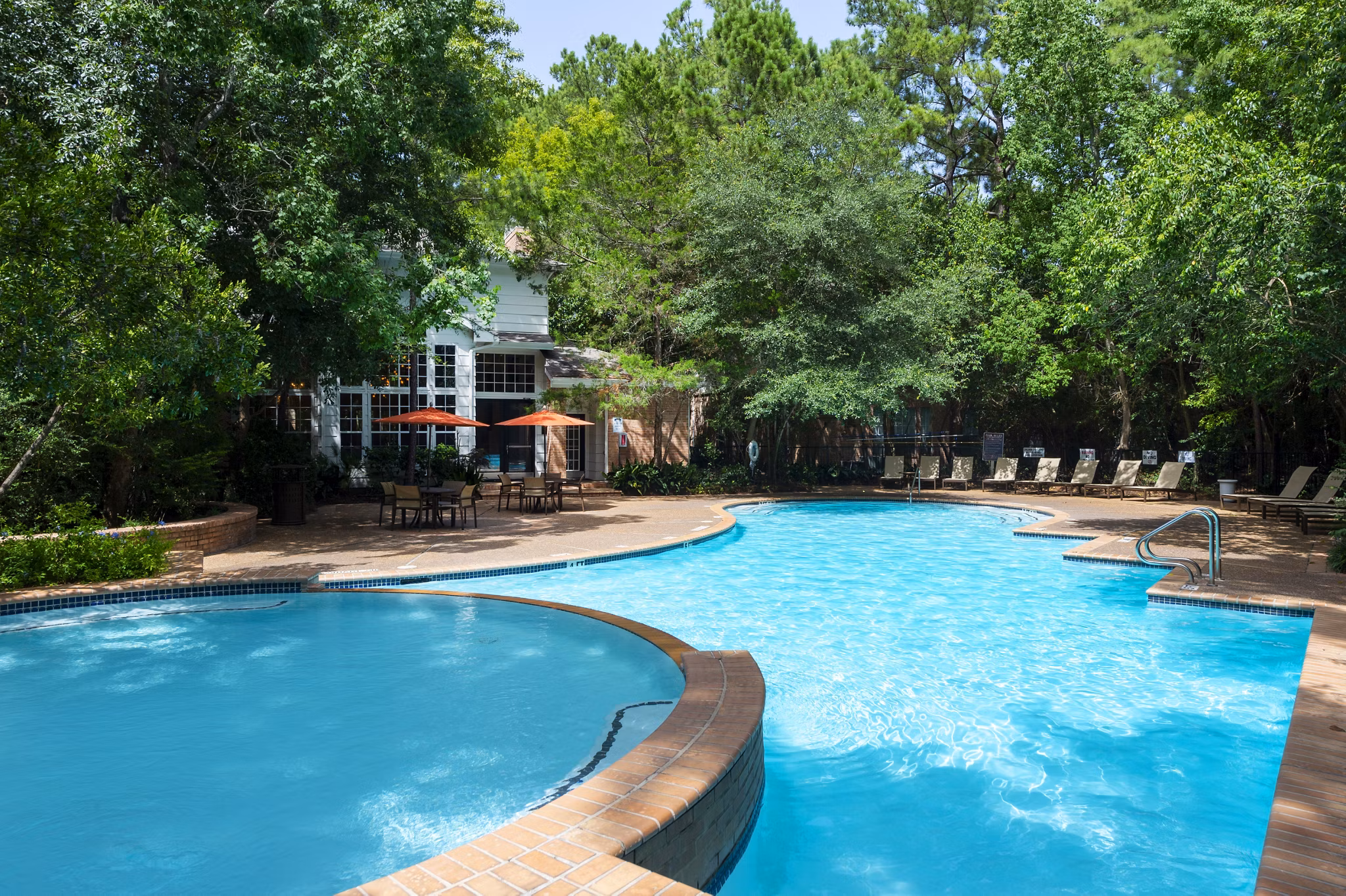 pool at The Park on Memorial Apartments