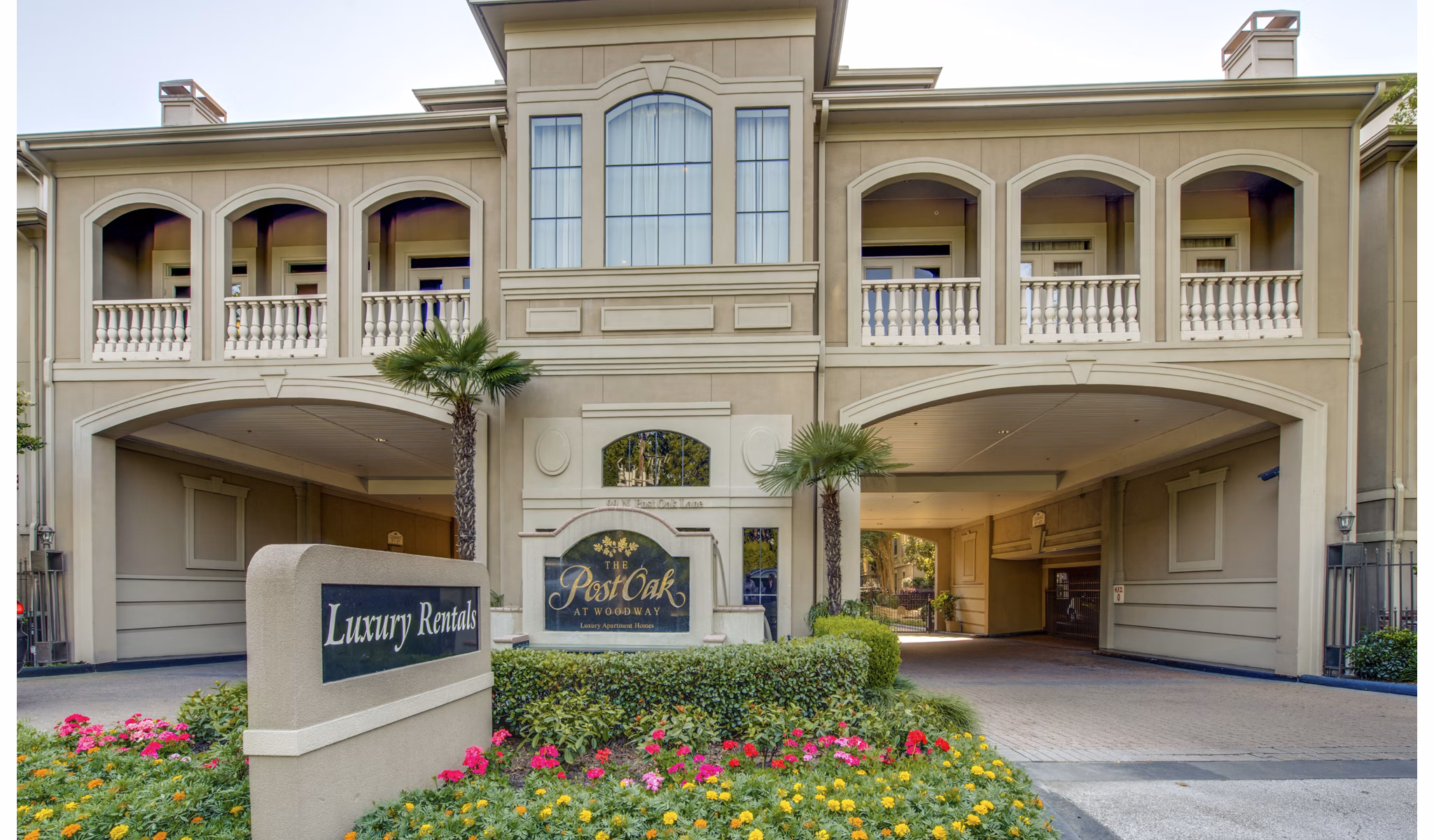 The Post Oak at Woodway: Elegant design of luxury apartments in Houston, Texas