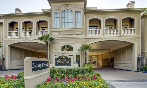 The Post Oak at Woodway: Elegant design of luxury apartments in Houston, Texas