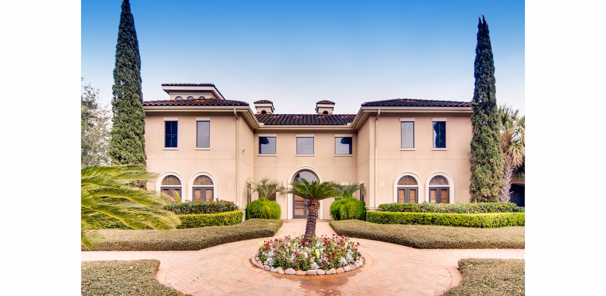 exterior at Village on the Lake Apartments 