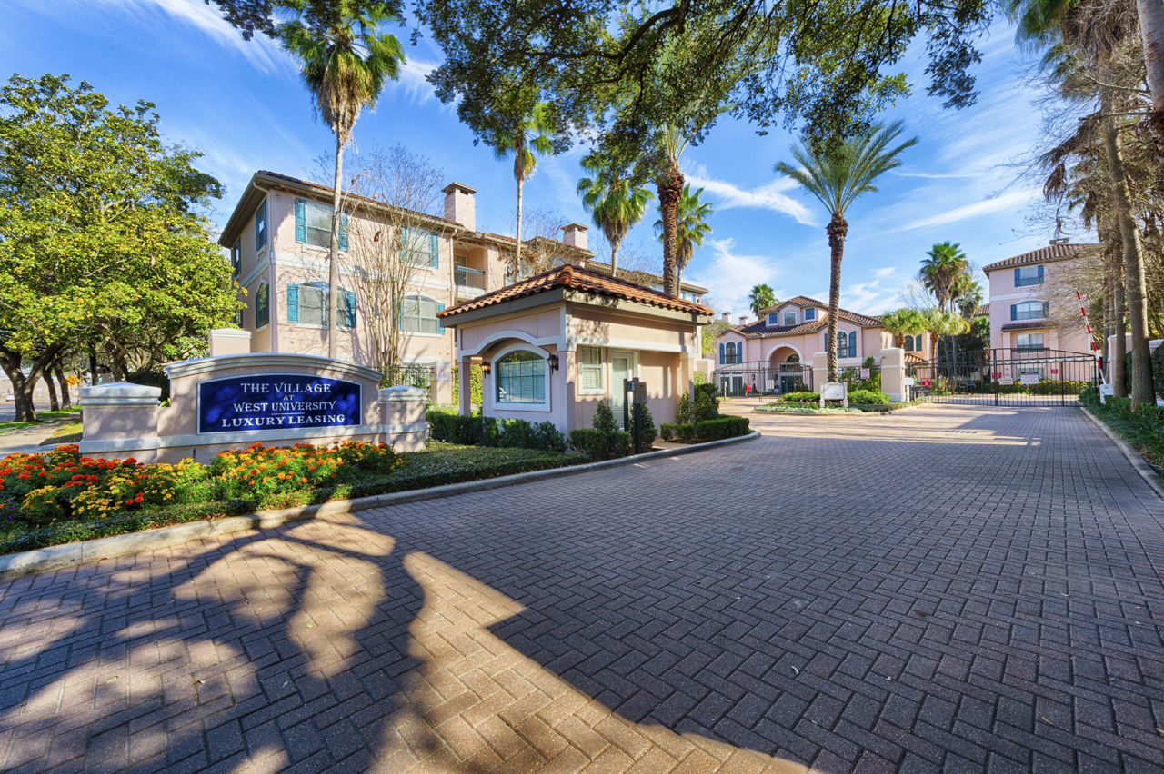 Village At West University Houston Tx 4 of 12