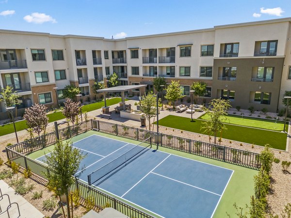 tennis court at Overture Arcadia Apartments