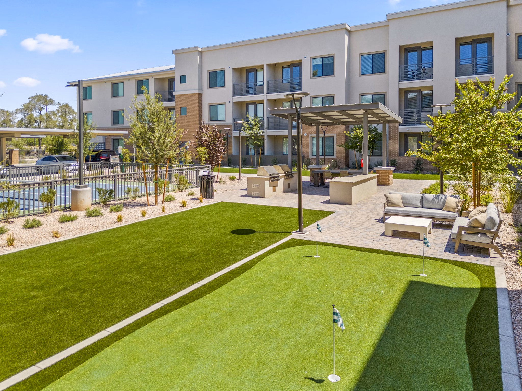 Putting green for relaxation at Overture Arcadia Apartments, Phoenix - luxury living with outdoor amenities
