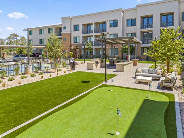putting green at Overture Arcadia Apartments
