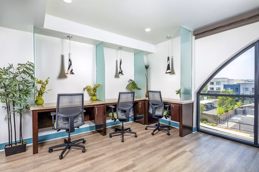 clubhouse business center at Latitude33 Apartments