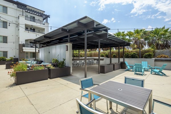 patio at Latitude33 Apartments