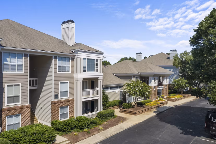 Concord Apartments: Sophisticated of luxury apartments in a vibrant urban setting