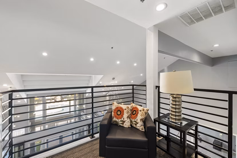 Clubhouse featuring modern furnishings and spacious gathering areas at Concord Apartments