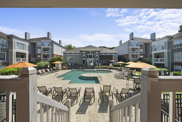 Luxury pool area at Concord Apartments, ideal for relaxation and leisure in a stylish setting