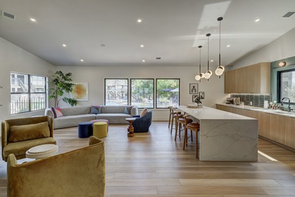 Relaxing clubhouse with modern furnishings at Shift Apartments