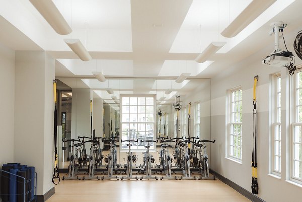 fitness center at Middletown Landing Apartments