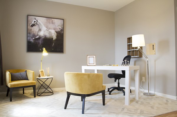 living room at Middletown Landing apartments 