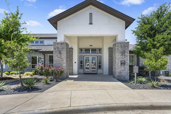 building/exterior at Aven Ridge Apartments