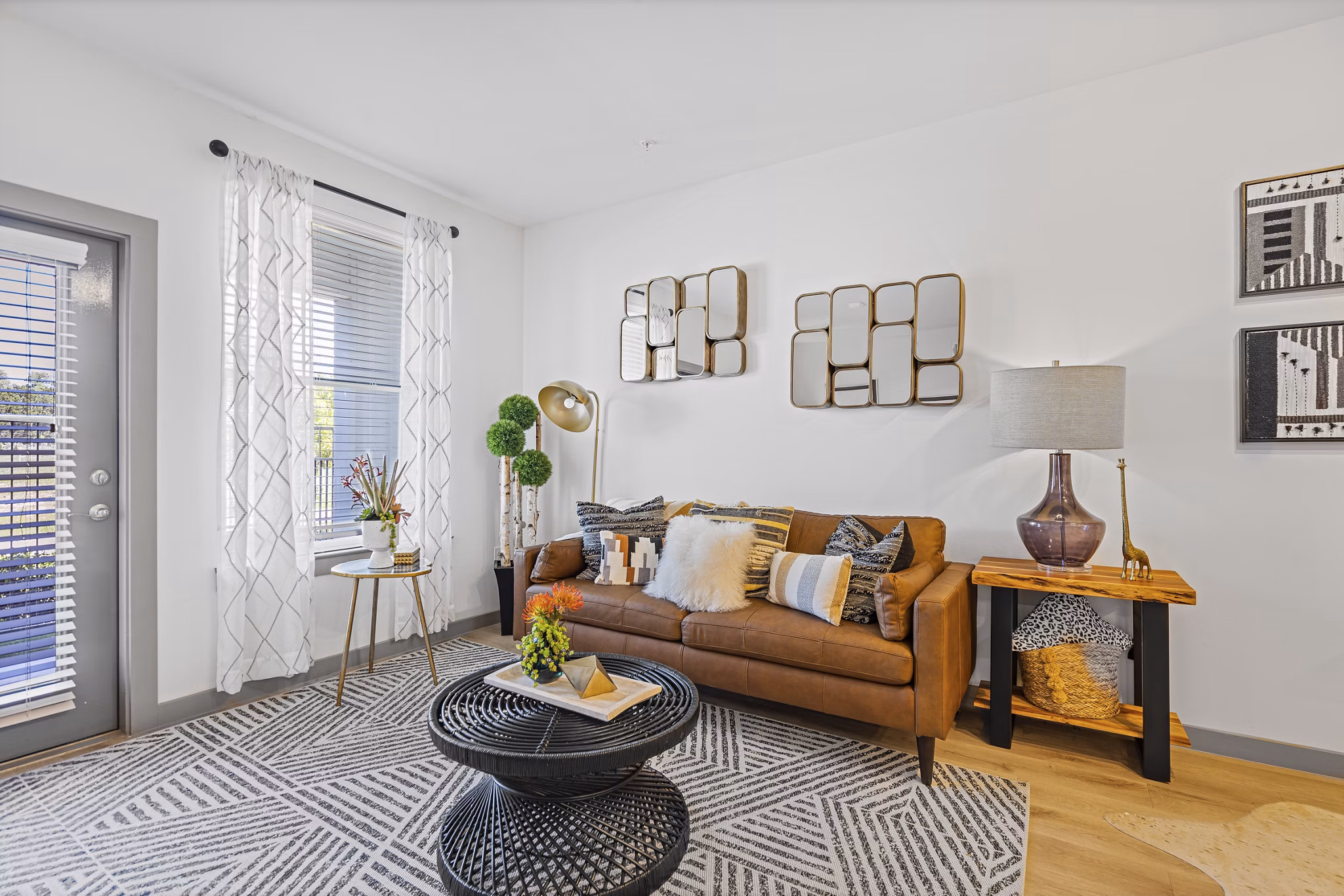 living room at Aven Ridge Apartments