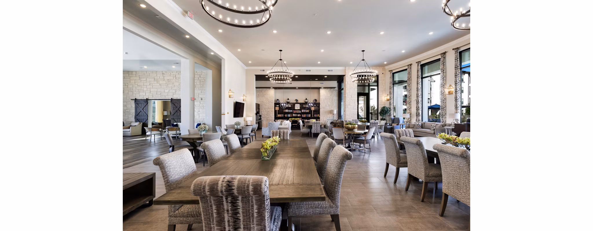 clubhouse at Ivy Point Cypress Apartments 