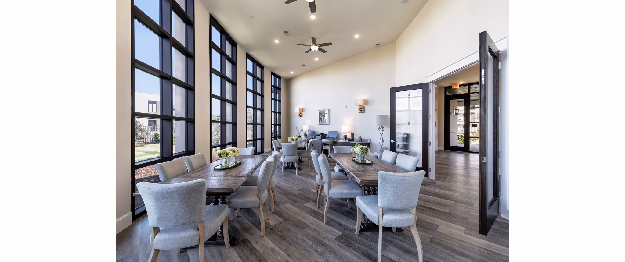 clubhouse at Ivy Point Cypress Apartments 