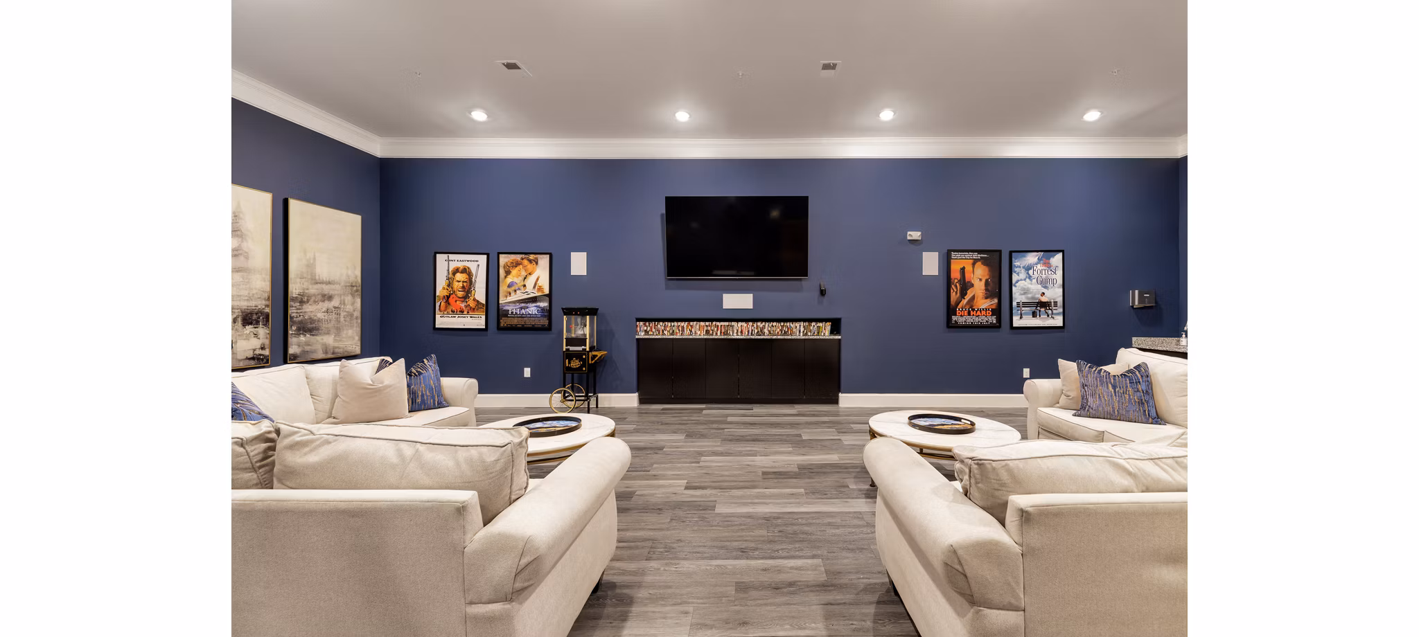 clubhouse at Ivy Point Cypress Apartments 