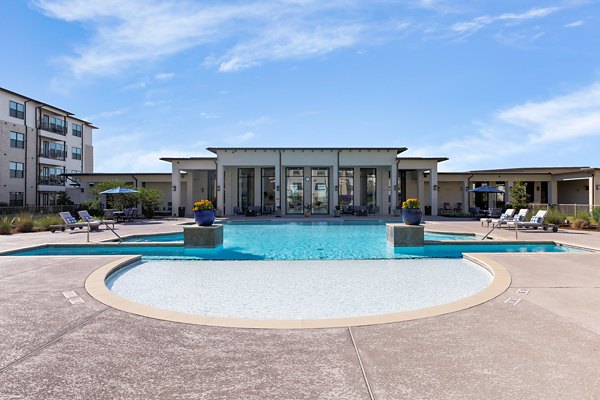 pool at Ivy Point Cypress Apartments 