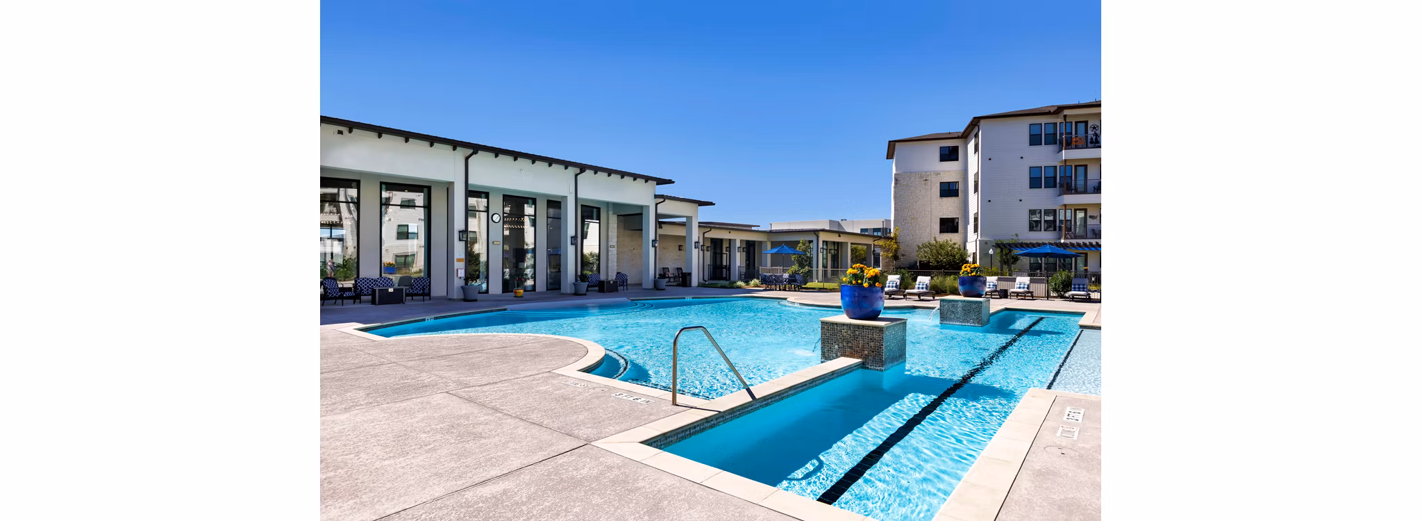 pool at Ivy Point Cypress Apartments 