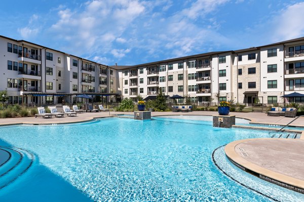 Pool at Ivy Point Cypress Apartments