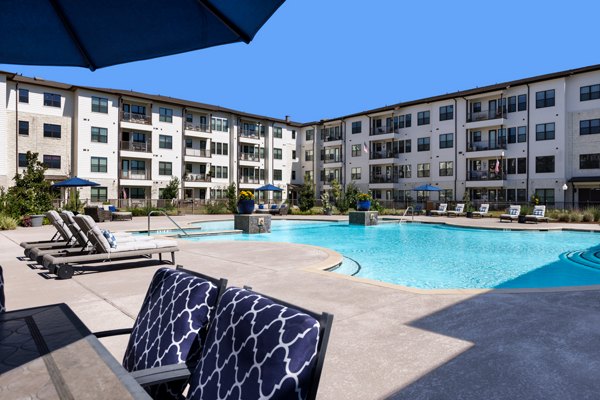 Pool at Ivy Point Cypress Apartments