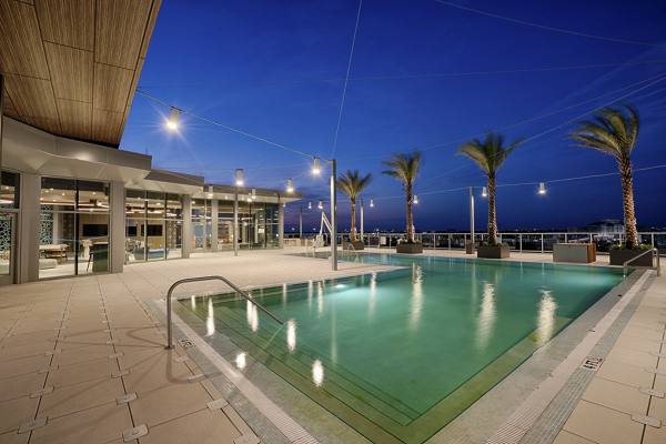 pool at Vista Brooklyn Apartments