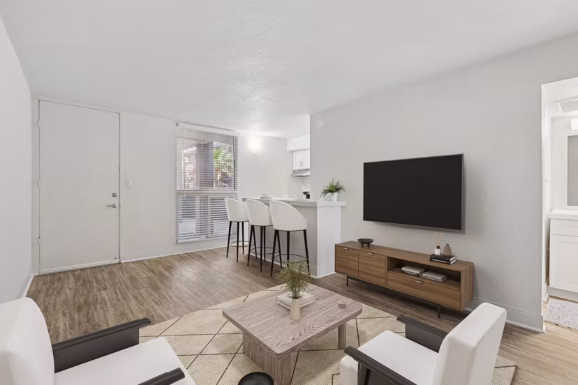 living room at Crosstown Phoenix West Apartments 