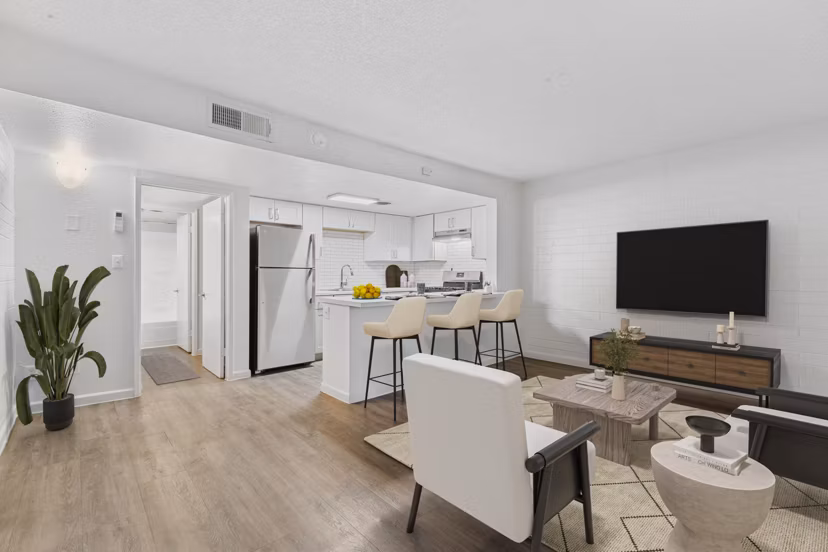 living room at Crosstown Phoenix West Apartments 