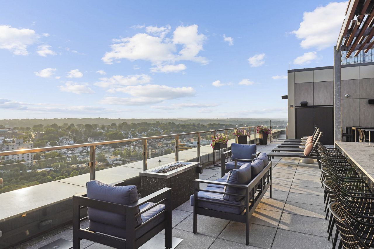 Roof deck at Vela On The Park Apartments (3 of 6)
