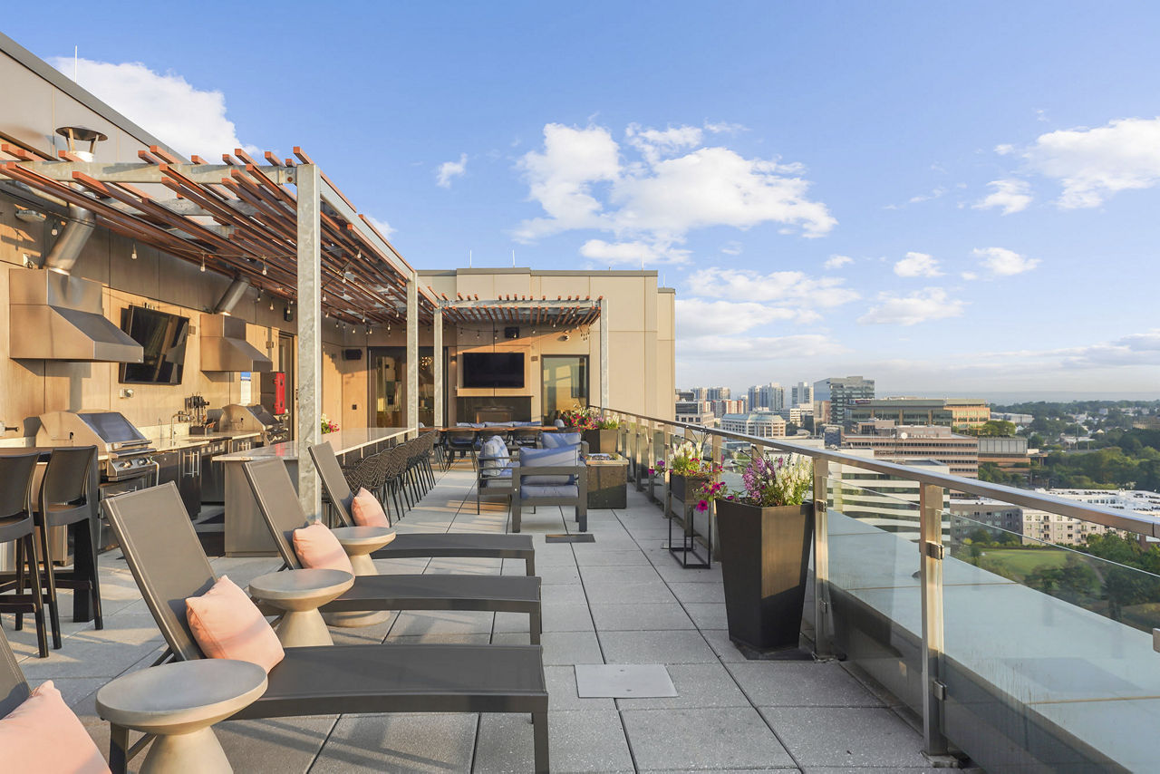 Roof deck at Vela On The Park Apartments (6 of 6)