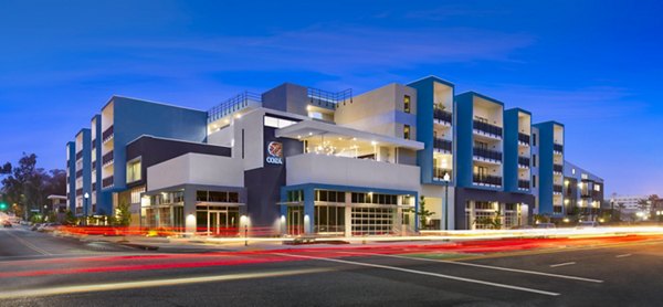 Cora Apartments: Contemporary luxury apartment in Seattle's vibrant South Lake Union area