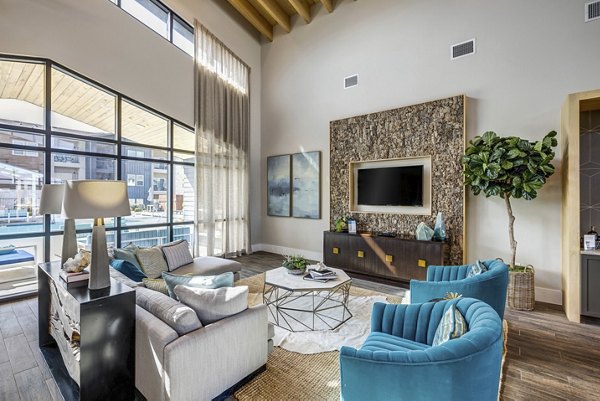 Wells Park Apartments: Contemporary luxury with lush landscaping in an upscale neighborhood