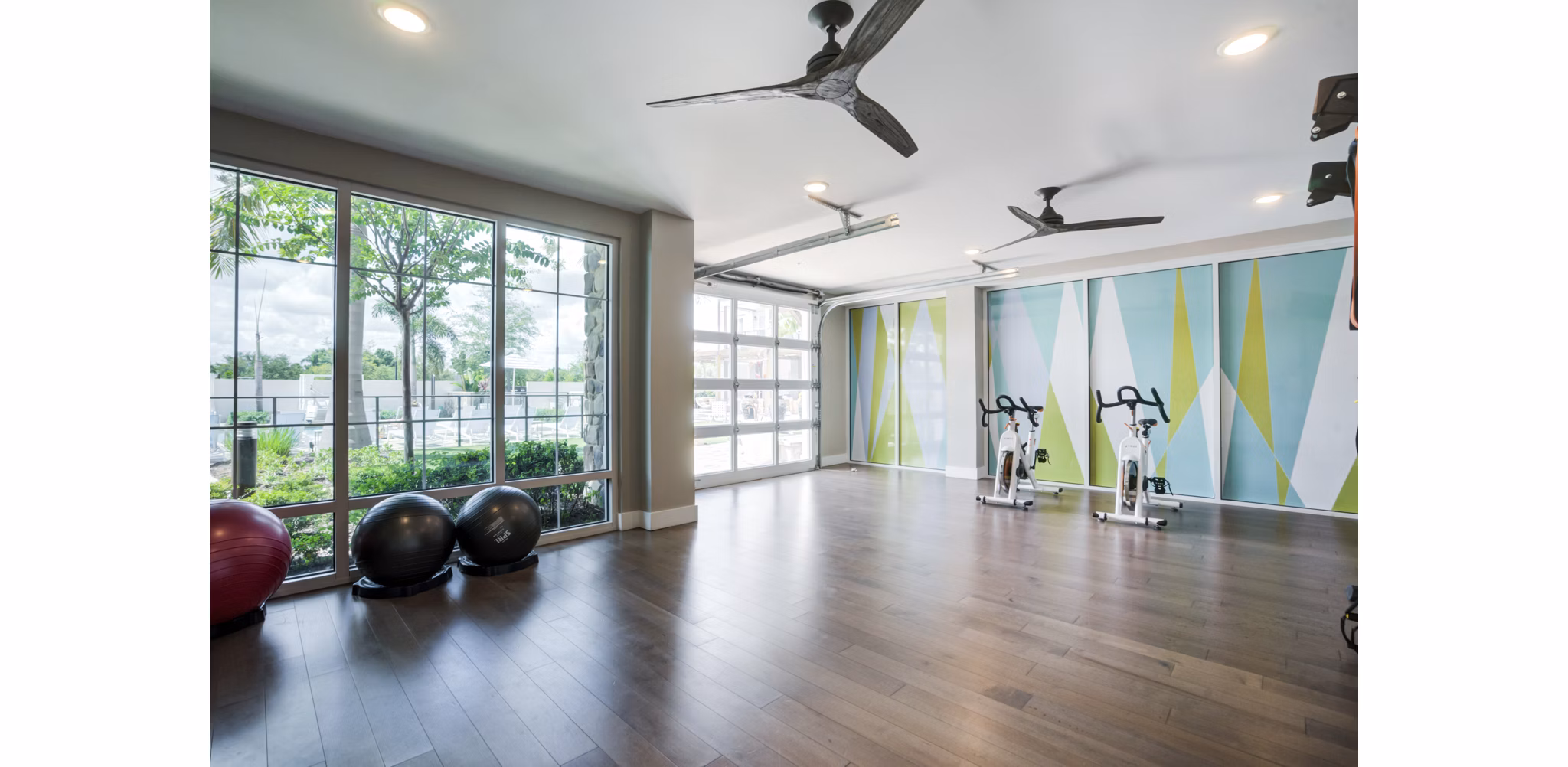 fitness center at Summerhouse Lakewood Ranch Apartments