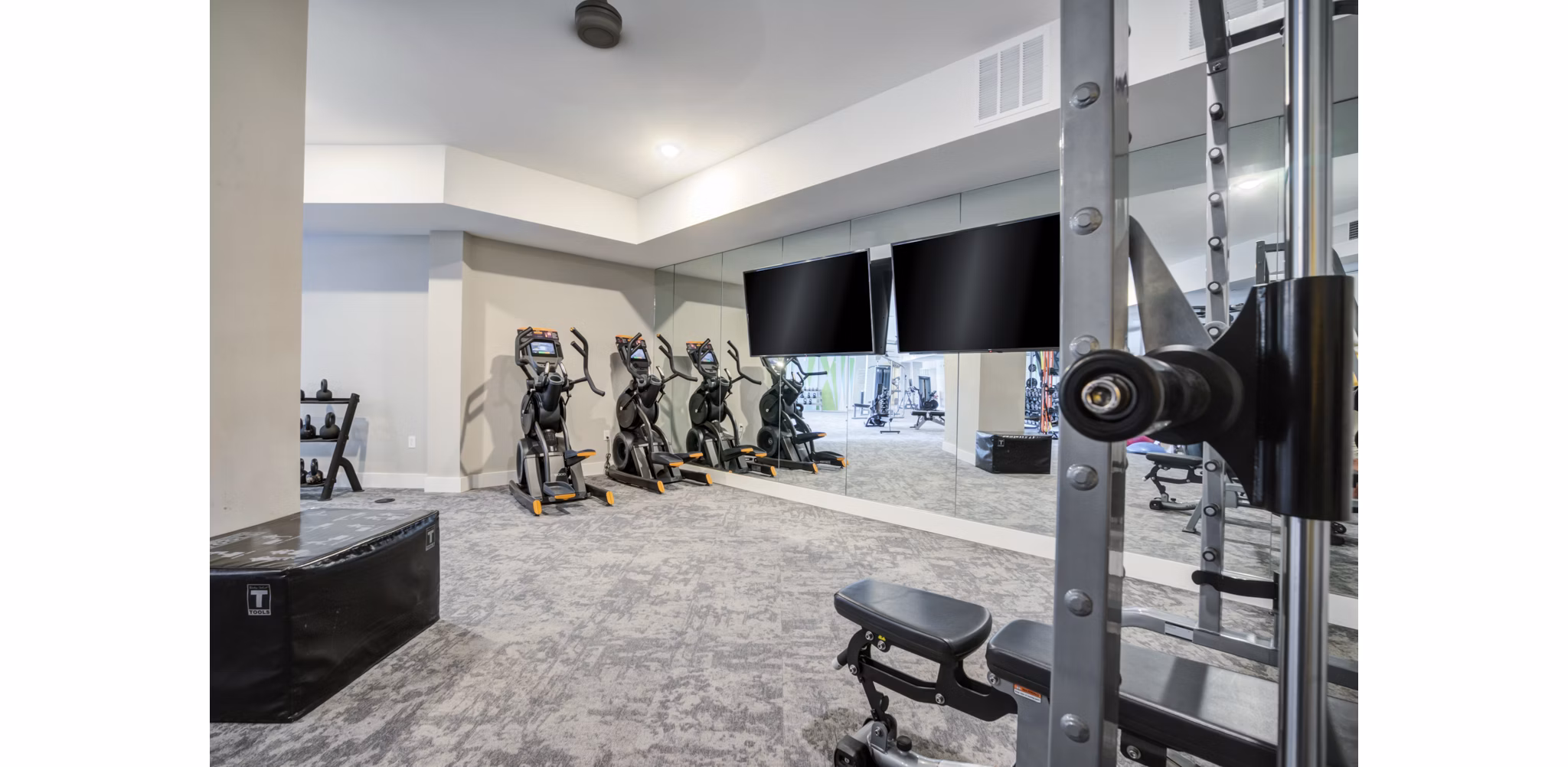 fitness center at Summerhouse Lakewood Ranch Apartments