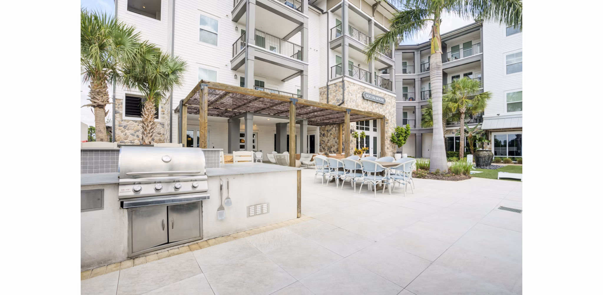 patio at Summerhouse Lakewood Ranch Apartments