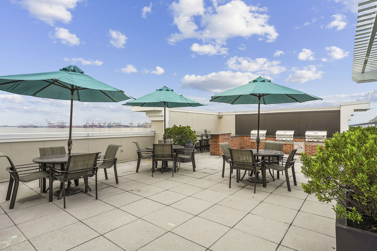 Liberty Bay Club Apartments Bayonne Nj 11 of 12