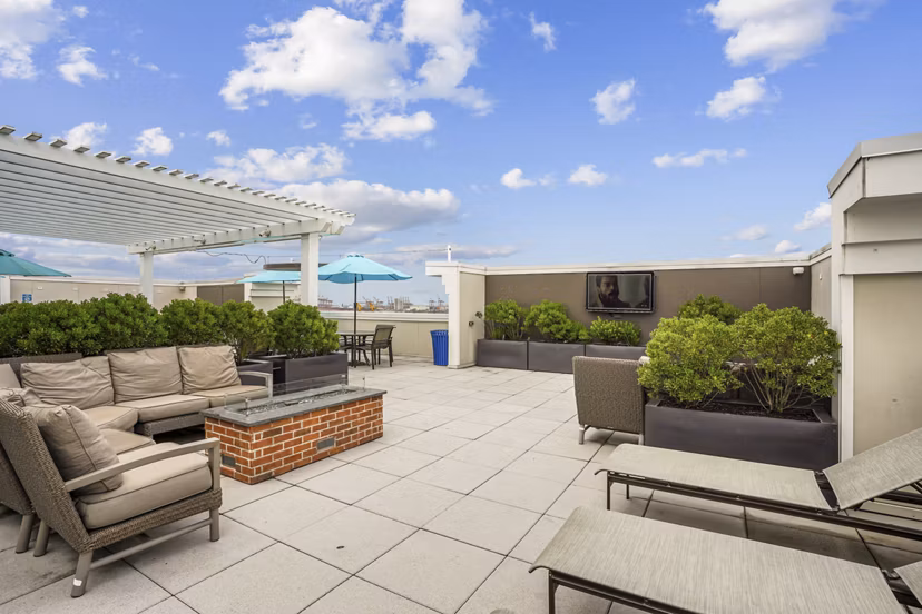 patio at Liberty Bay Club Apartments 