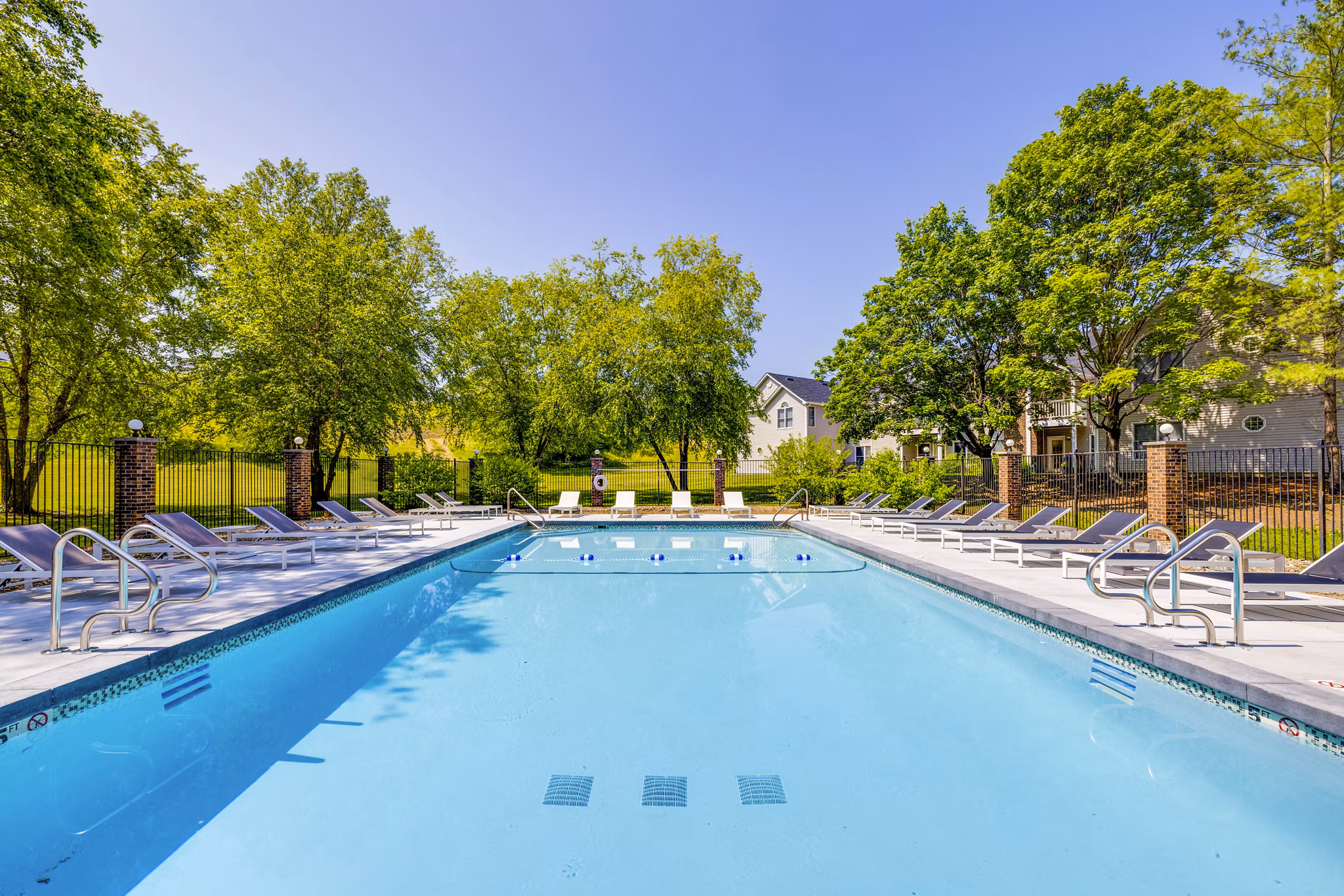 Property images of Wellington Apartments