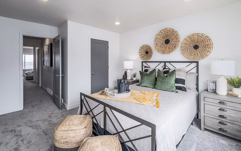 Modern bedroom with cozy ambiance at Banner Hill Apartments