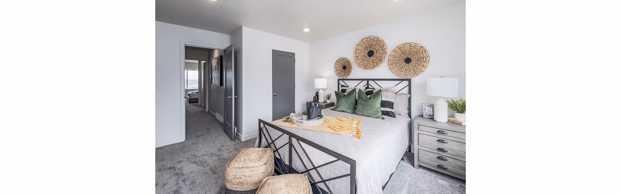 Modern bedroom with cozy ambiance at Banner Hill Apartments